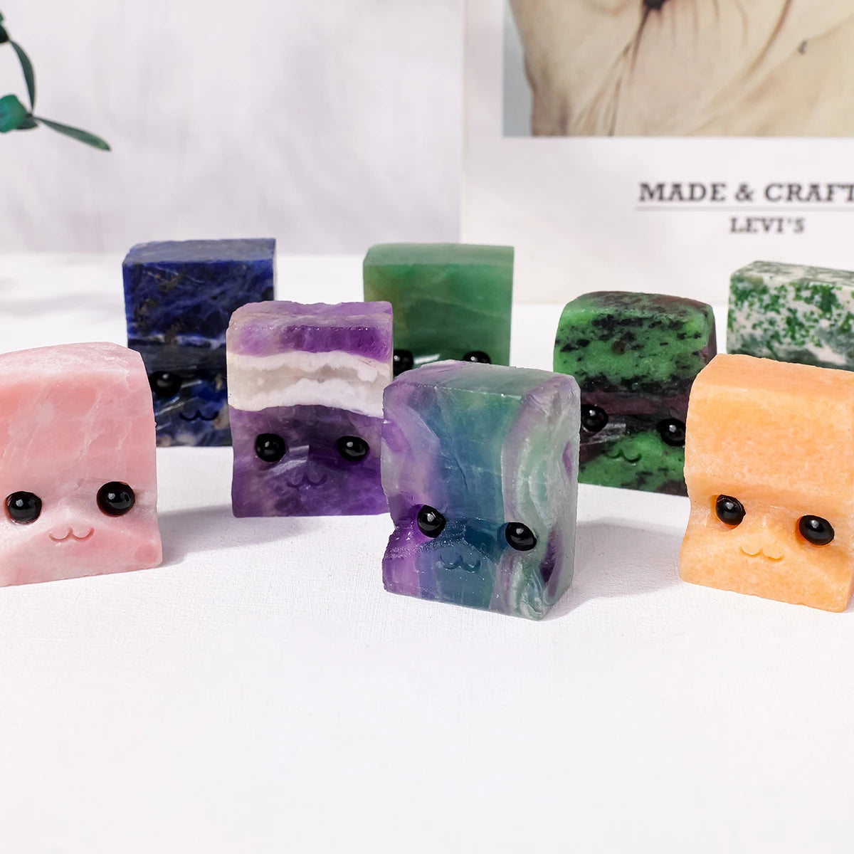 1PC Natural Crystal Raw Stone Small Pet Companion Toys Adorn Gem Crystal Jewelry Home Decor Cute Ornaments