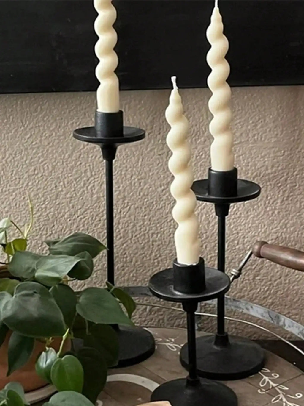 Long Decorated Candles Twisted Swirl 2pcs Taper Candle Unscented Pastel Soy Wax Candles Wedding Birthday Home Decoration