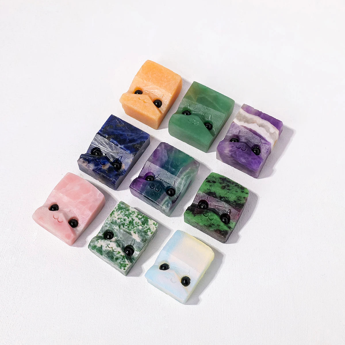 1PC Natural Crystal Raw Stone Small Pet Companion Toys Adorn Gem Crystal Jewelry Home Decor Cute Ornaments
