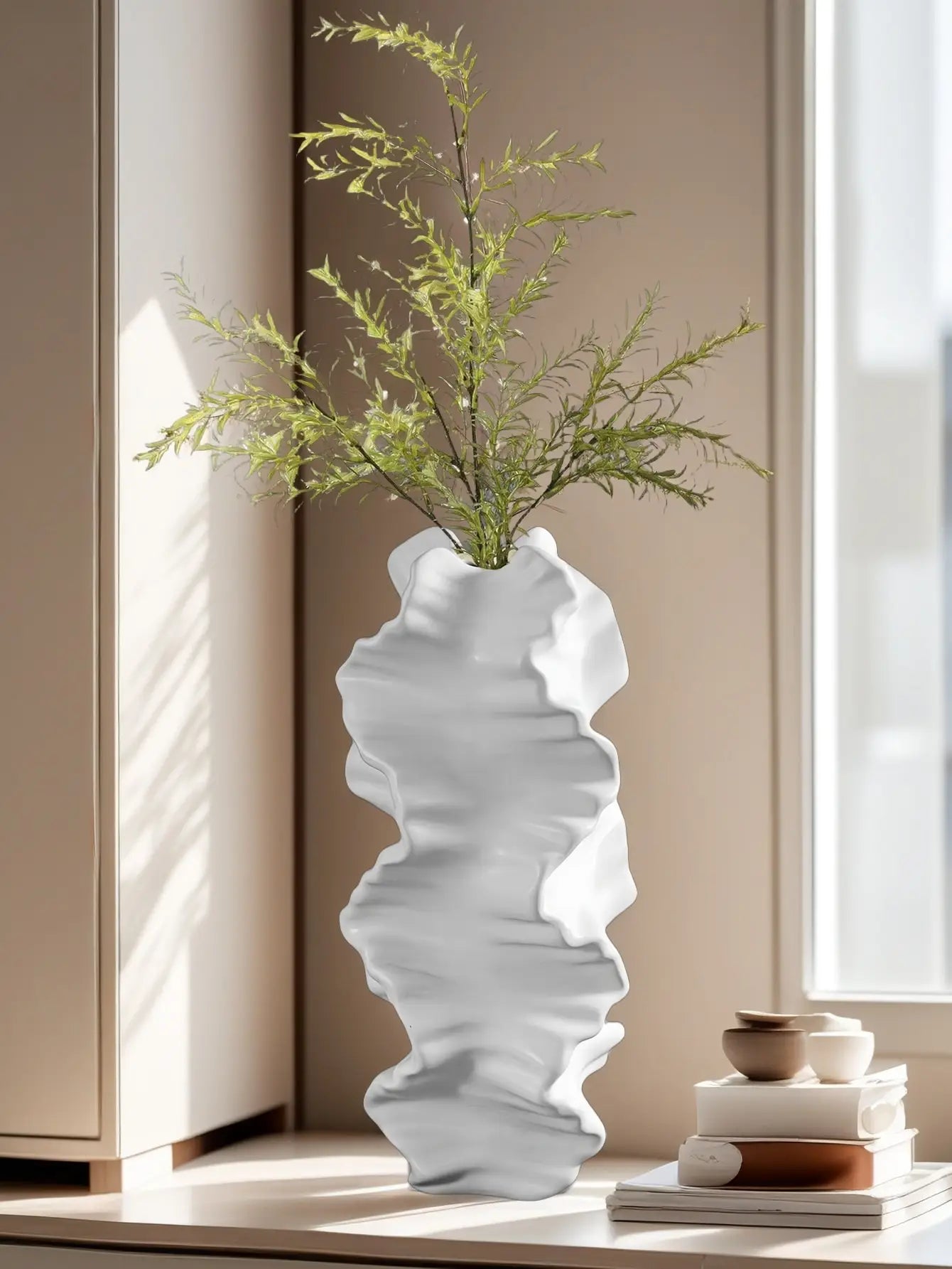 1Pc Handmade Resin Coral Vase Origami Geometric Texture Art Decor for Living Room & Study