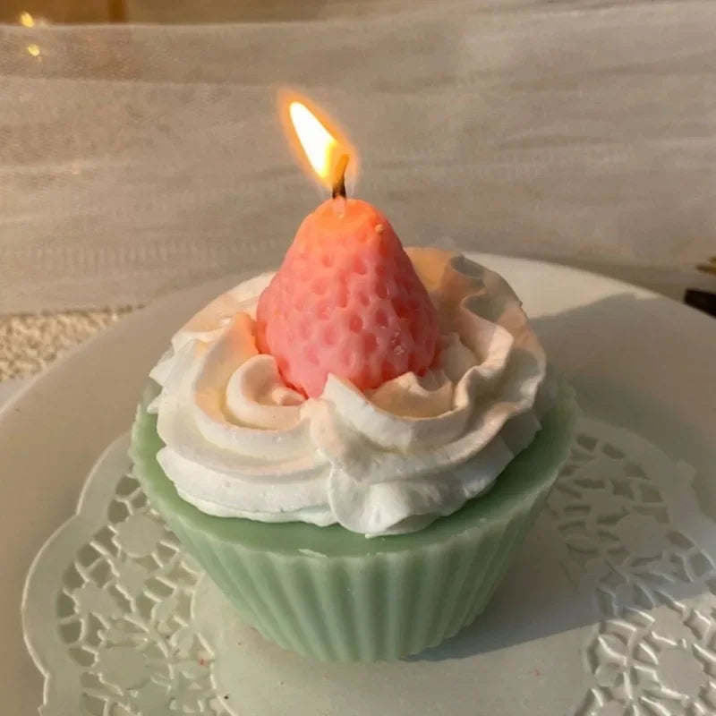 Simulated cream cake candles Strawberry chocolate cherry macaron scented candle lovely birthday gift velas navideñas decorativas